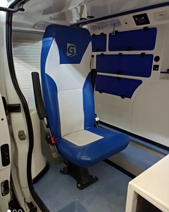 Renault Trafic cena 26000 przebieg: 250000, rok produkcji 2012 z Gorlice małe 121